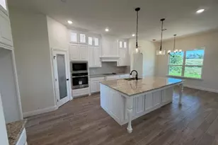 1043 Deer Is Ct, Azle, TX 76020 - Photo 10