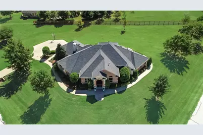 2012 Winthrop Hill Road, Denton, TX 76226 - Photo 6