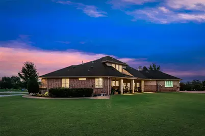 2012 Winthrop Hill Road, Denton, TX 76226 - Photo 36