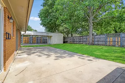 429 W Lamberth Road, Sherman, TX 75092 - Photo 22