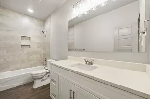 108 S Manson St, Wolfe City, TX 75496 - Photo 16