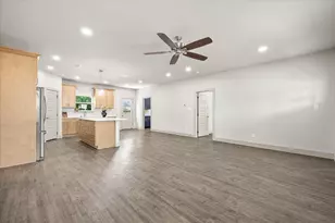 108 S Manson St, Wolfe City, TX 75496 - Photo 10