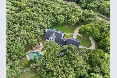 4208 Country Hill Road, Fort Worth, TX 76140 - Photo 2