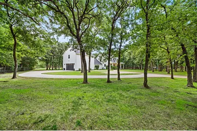 4208 Country Hill Road, Fort Worth, TX 76140 - Photo 4