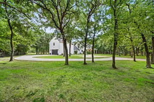 4208 Country Hill Rd, Fort Worth, TX 76140 - Photo 4