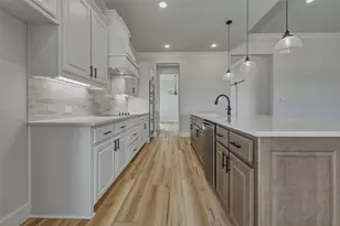 437 Texas Sage Trl, Weatherford, TX 76085 - Photo 14