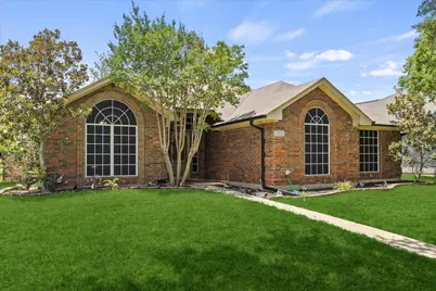 2329 Penrose Drive, Mesquite, TX 75150 - Photo 2