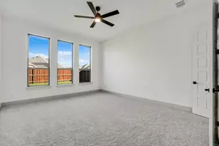 17136 Texas Pistache Dr, Dallas, TX 75252 - Photo 18