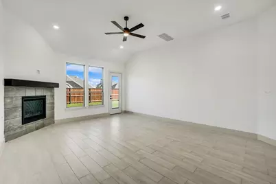 17136 Texas Pistache Drive, Dallas, TX 75252 - Photo 16