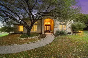 230 Hali Brooke Dr, China Spring, TX 76633 - Photo 2
