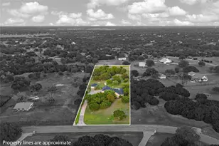 230 Hali Brooke Dr, China Spring, TX 76633 - Photo 38