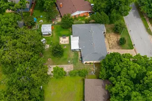 19 Page St, Hurst, TX 76053 - Photo 36