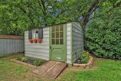 19 Page Street, Hurst, TX 76053 - Photo 34