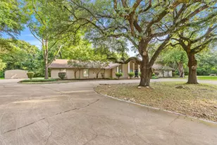 802 Rock Canyon Dr, Duncanville, TX 75137 - Photo 2