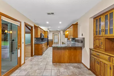 802 Rock Canyon Drive, Duncanville, TX 75137 - Photo 12