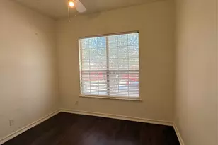 555 Southridge Way, Irving, TX 75063 - Photo 14