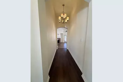 555 Southridge Way, Irving, TX 75063 - Photo 12