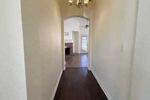 555 Southridge Way, Irving, TX 75063 - Photo 12