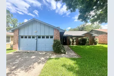 1703 Pecan Park Drive, Arlington, TX 76012 - Photo 1