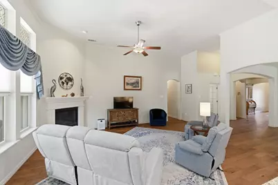 1237 Mesa Crest Drive, Fort Worth, TX 76052 - Photo 8