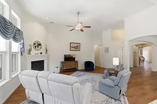 1237 Mesa Crest Dr, Fort Worth, TX 76052 - Photo 8