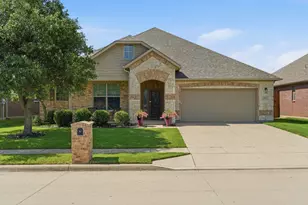 1237 Mesa Crest Dr, Fort Worth, TX 76052 - Photo 1