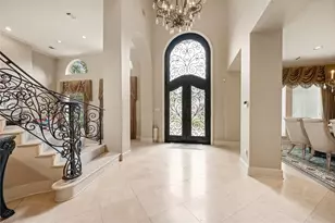 4847 Holly Tree Dr, Dallas, TX 75287 - Photo 2