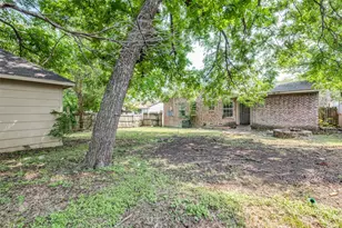 2351 Kingswood Dr, Dallas, TX 75228 - Photo 10