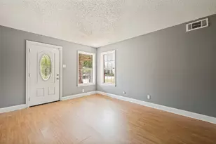 2351 Kingswood Dr, Dallas, TX 75228 - Photo 4