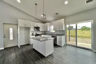 117 Barber Lakes Rd, Mineral Wells, TX 76067 - Photo 2