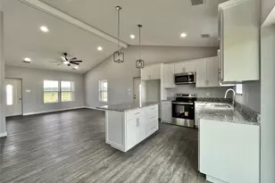 117 Barber Lakes Rd, Mineral Wells, TX 76067 - Photo 8
