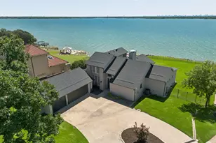 870 Highridge Dr, Lakewood Village, TX 75068 - Photo 1
