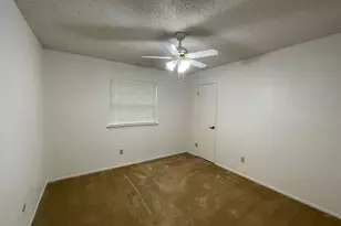 1905 Fox Hill Ct, Arlington, TX 76015 - Photo 12