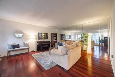 6027 E University Boulevard #215, Dallas, TX 75206 - Photo 4