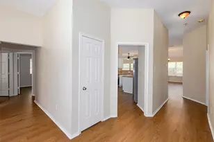 1321 Mustang Dr, Lewisville, TX 75067 - Photo 10