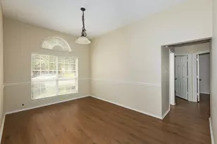 1321 Mustang Dr, Lewisville, TX 75067 - Photo 6