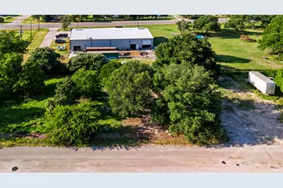 108 Angela Street, Azle, TX 76020 - Photo 2