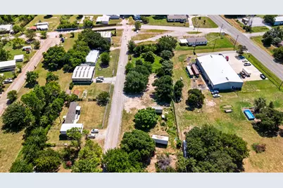 108 Angela Street, Azle, TX 76020 - Photo 14