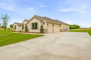 101 Eagle Ct, Glen Rose, TX 76077 - Photo 4