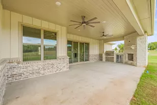 101 Eagle Ct, Glen Rose, TX 76077 - Photo 32