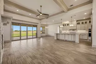 101 Eagle Ct, Glen Rose, TX 76077 - Photo 8