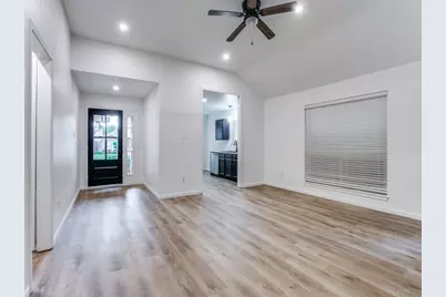 333 Banyan Drive, Grapevine, TX 76051 - Photo 2