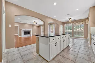 4233 Sandra Lynn Dr, Flower Mound, TX 75022 - Photo 4