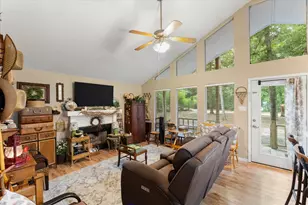 177 Woodfern Glen, Holly Lake Ranch, TX 75765 - Photo 12