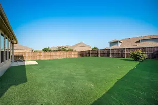 1801 Meadow Trail Ln, Aubrey, TX 76227 - Photo 16