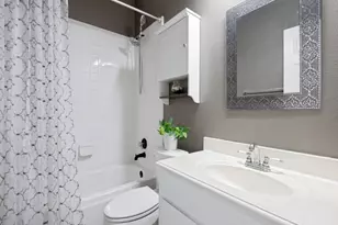 9610 Thorncliff Dr, Frisco, TX 75035 - Photo 12
