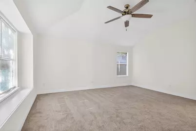 4817 Barnhill Lane, Fort Worth, TX 76135 - Photo 16