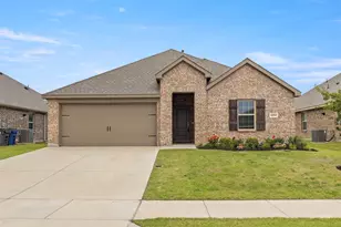 1602 Maple Ridge Dr, Princeton, TX 75407 - Photo 1