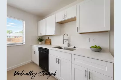 9110 Millwood Drive, Rowlett, TX 75088 - Photo 6
