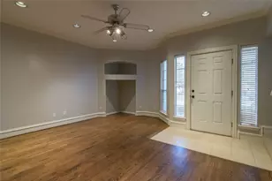 3904 Brandon Park Dr, Garland, TX 75044 - Photo 4